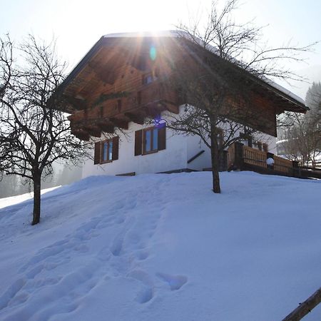Charming Holiday Home In H Ttau With Barbecue Hüttau Kültér fotó